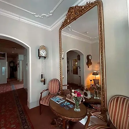 Hotel De La Paix