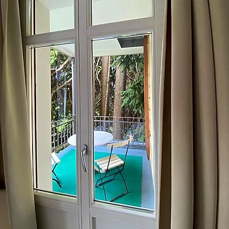 Hotel De La Paix 3*