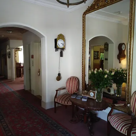 Hotel De La Paix 3*
